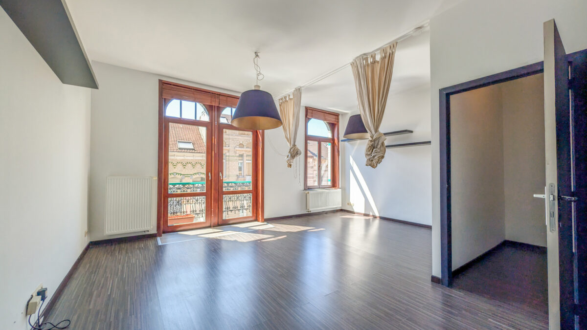 Appartement à louer - Schaerbeek (7834236)
