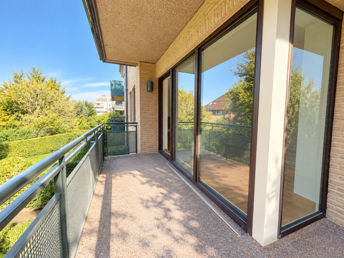 Appartement à louer - Woluwe-Saint-Pierre (7867881)