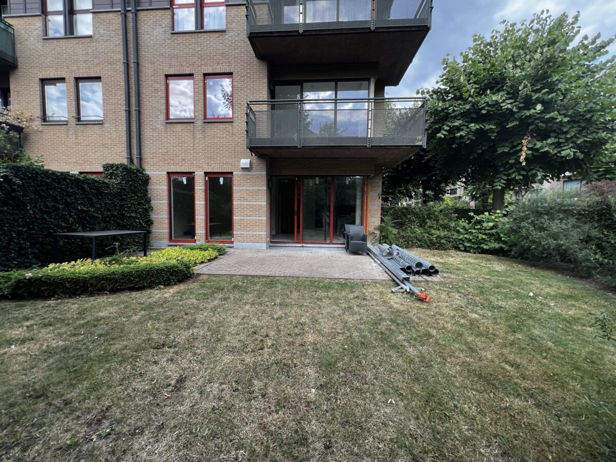 Appartement à louer - Woluwe-Saint-Pierre (7920428)